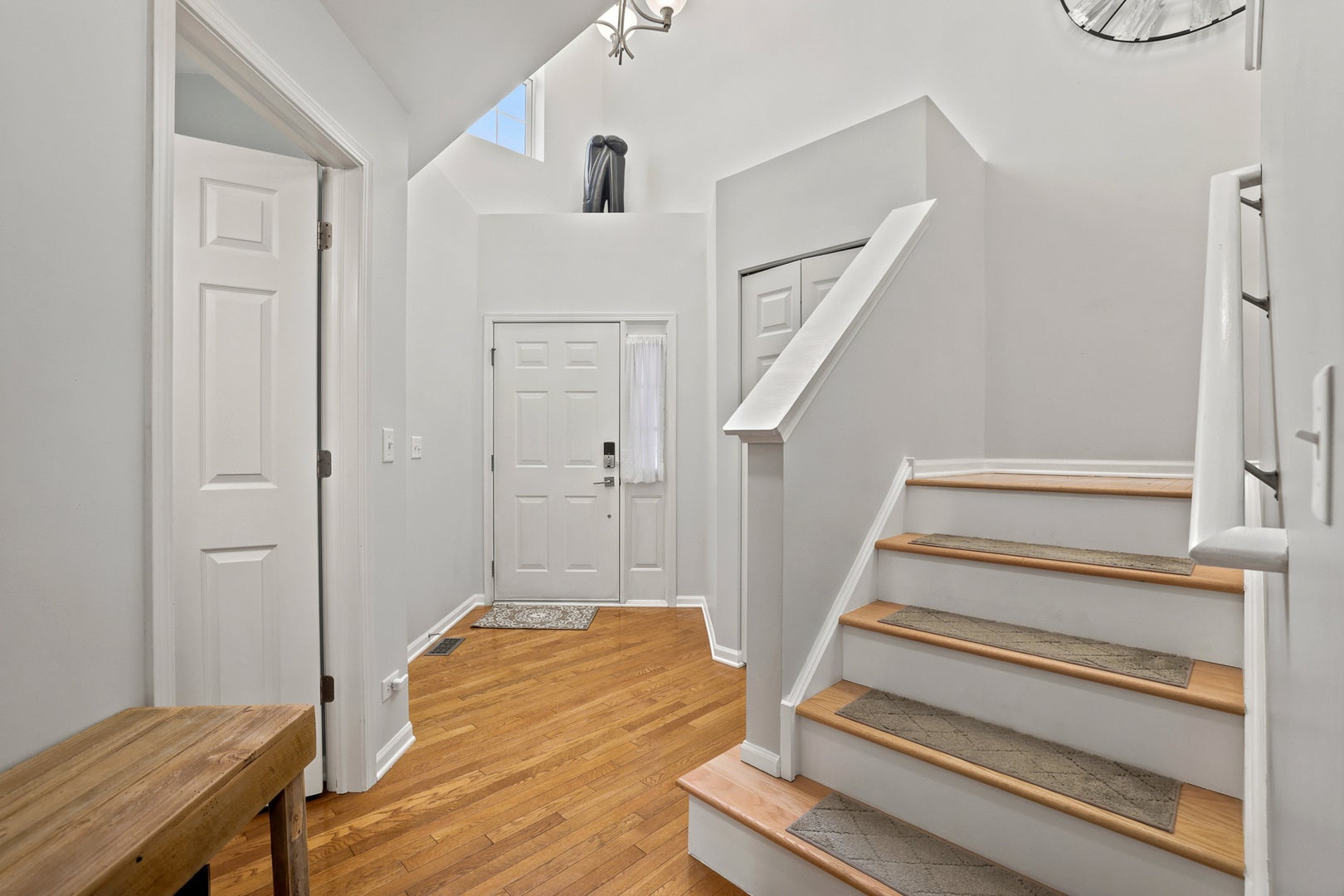 28055 W Niagara Street 28055