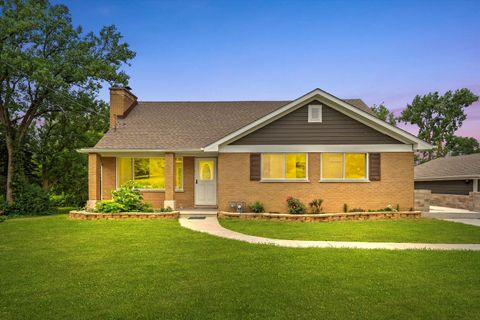Tiny photo for 21122 S Hillside Road, Frankfort, IL 60423 (MLS # 12427217)