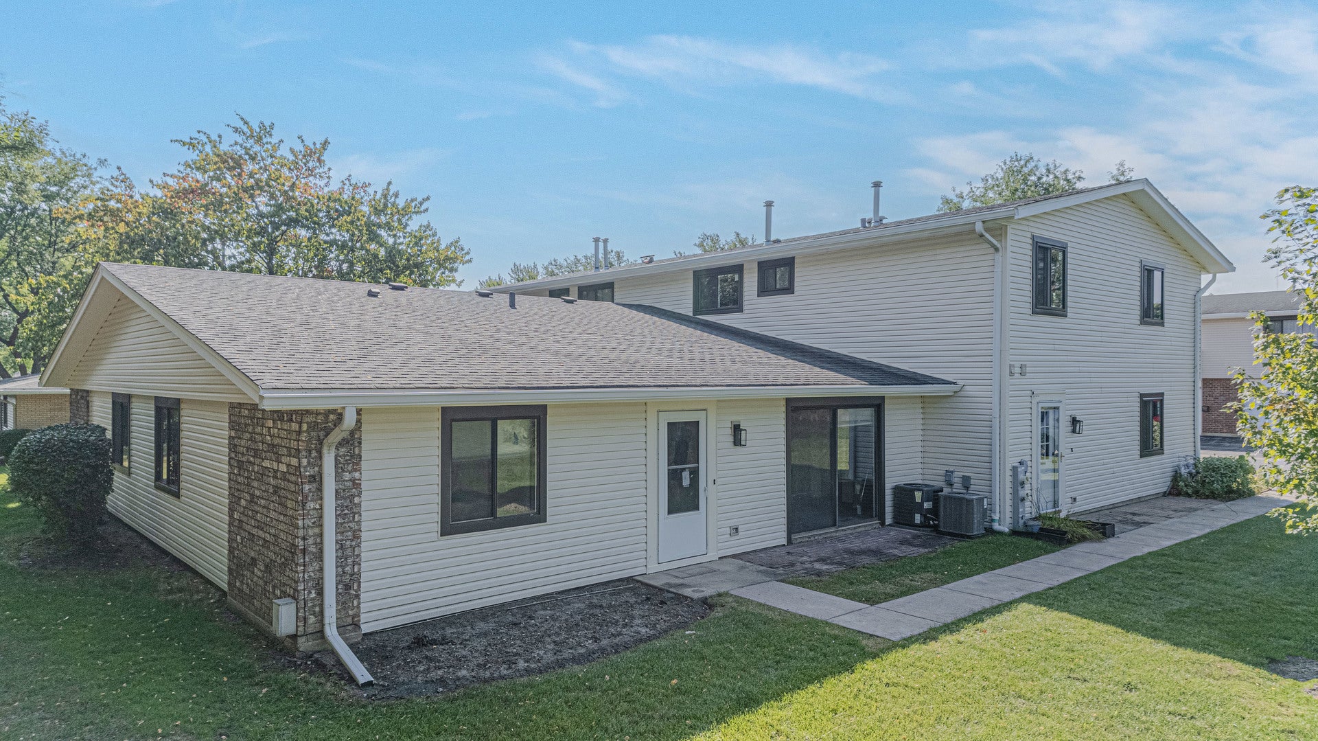 119 Brewster Court B