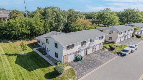 Tiny photo for 119 Brewster Court #B, Bloomingdale, IL 60108 (MLS # 12741375)