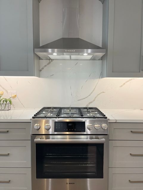 Tiny photo for 847 W Ainslie Street #1E, Chicago, IL 60640 (MLS # 12496873)