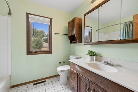 Tiny photo for 7239 Great Hill Road, Crystal Lake, IL 60012 (MLS # 12764099)