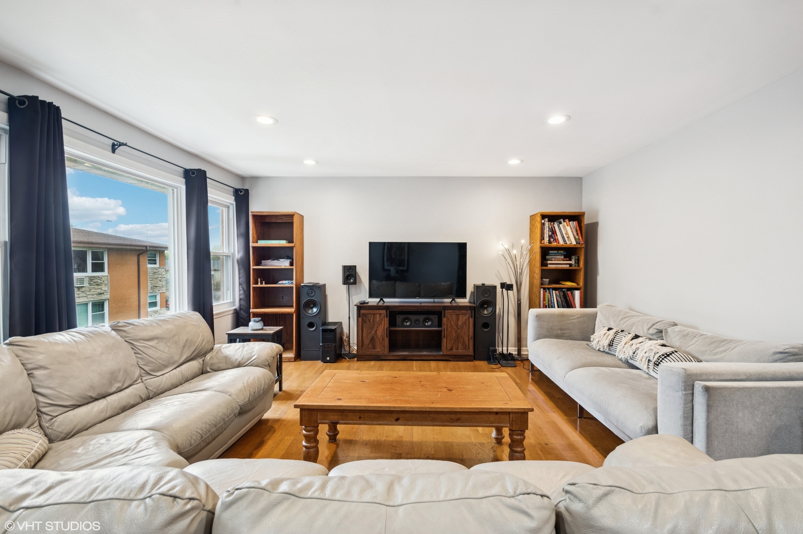 4105 N KEELER Avenue 3F