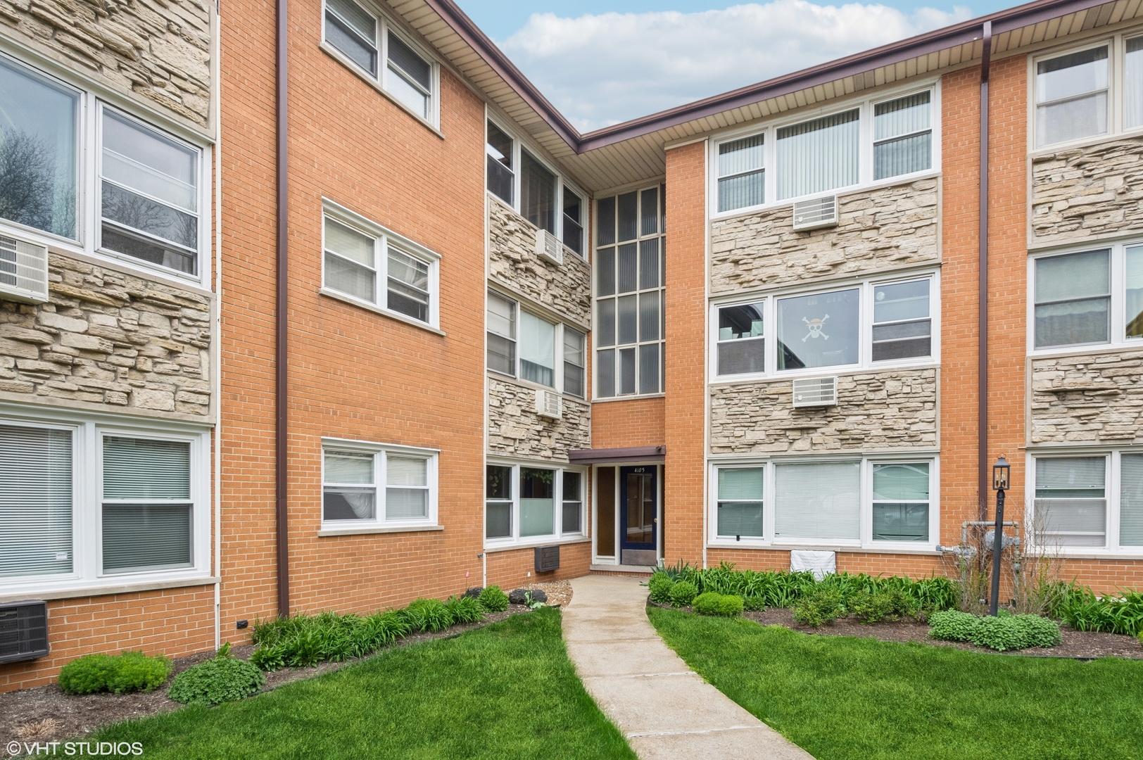4105 N KEELER Avenue 3F