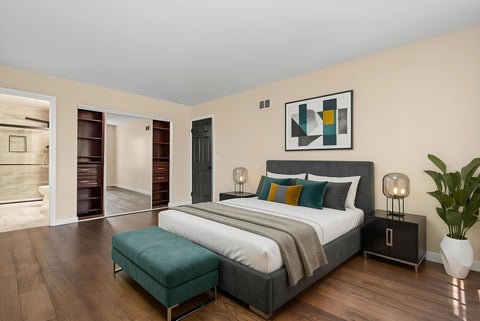 Tiny photo for 5 Keswick Lane, Vernon Hills, IL 60061 (MLS # 12759532)