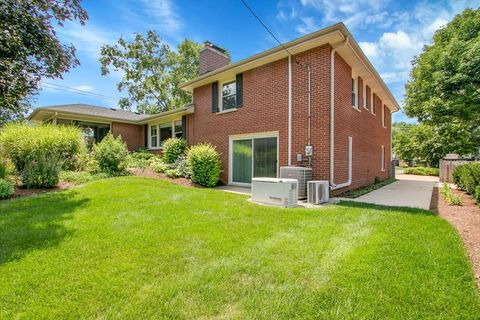 Tiny photo for 443 S Lombard Road, Itasca, IL 60143 (MLS # 12479902)