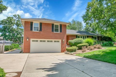 Photo of 443 S Lombard Road, Itasca, IL 60143 (MLS # 12479902) Photo of 443 S Lombard Road, Itasca, IL 60143 (MLS # 12479902)
