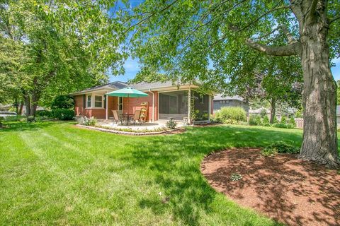 Tiny photo for 443 S Lombard Road, Itasca, IL 60143 (MLS # 12479902)