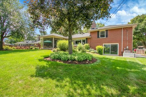 Tiny photo for 443 S Lombard Road, Itasca, IL 60143 (MLS # 12479902)