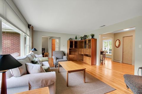 Tiny photo for 443 S Lombard Road, Itasca, IL 60143 (MLS # 12479902)