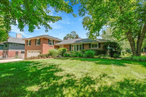 Tiny photo for 443 S Lombard Road, Itasca, IL 60143 (MLS # 12479902)