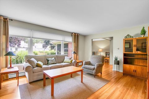 Tiny photo for 443 S Lombard Road, Itasca, IL 60143 (MLS # 12479902)