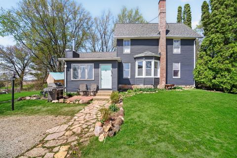 Photo of 13730 Center Road, Durand, IL 61024 (MLS # 12625349)