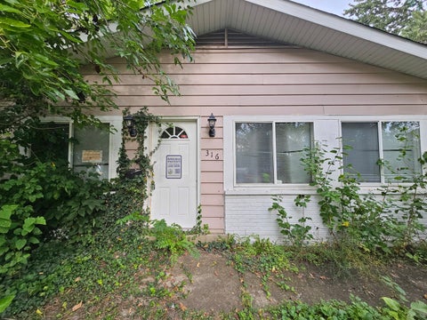 Photo of 316 WINNEBAGO Street, Park Forest, IL 60466 (MLS # 12760708)