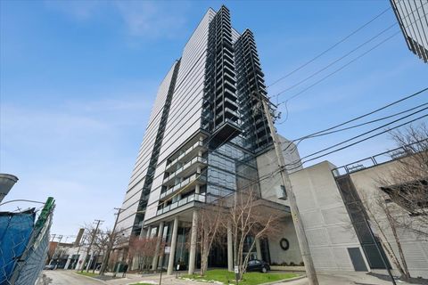 860 W Blackhawk Street 2805 Chicago IL 60642