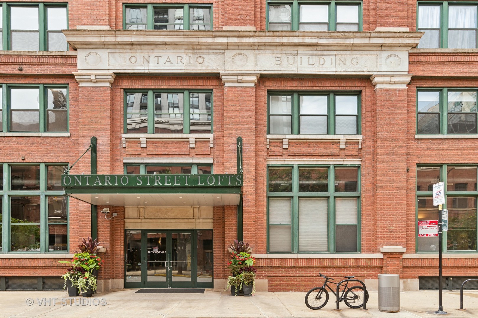 411 W ONTARIO Street 221