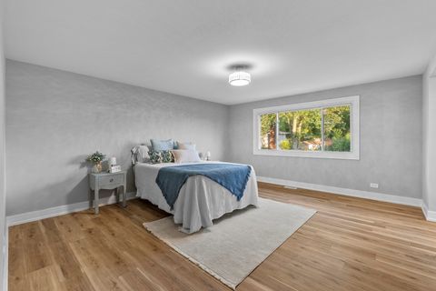 Tiny photo for 305 Williams Drive, Schaumburg, IL 60193 (MLS # 12484877)