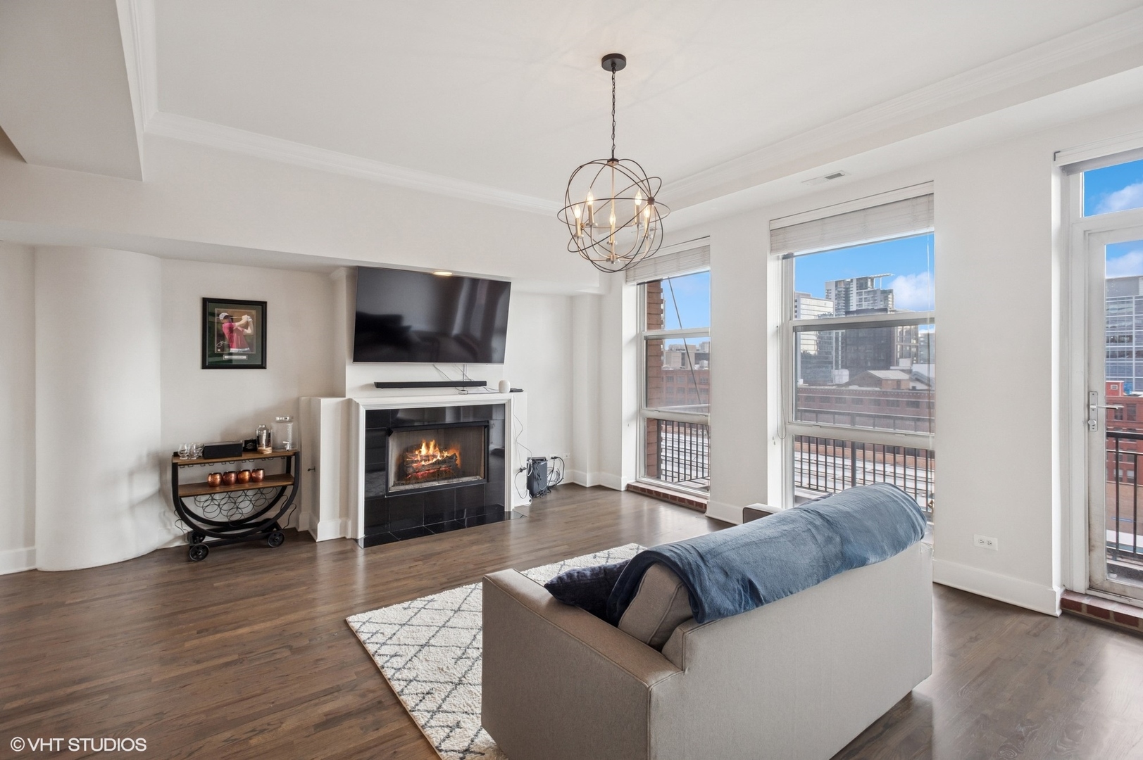 165 N Canal Street 1007