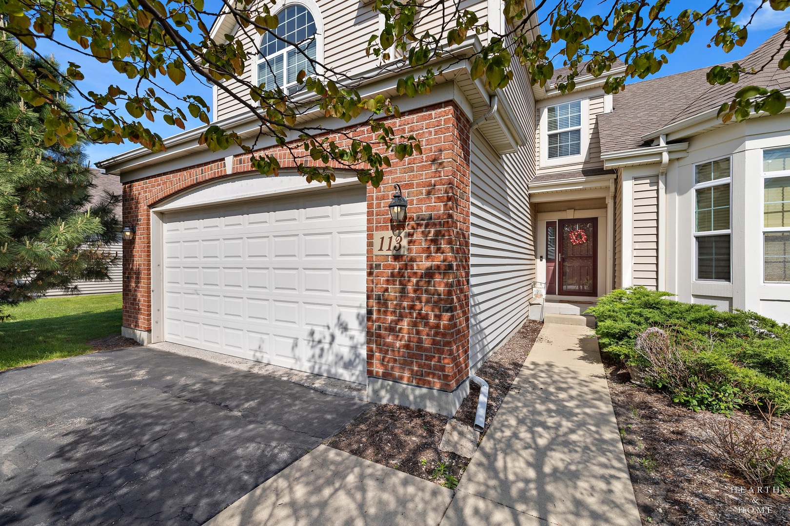 113 Valencia Parkway