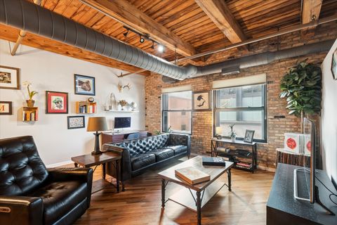 Tiny photo for 225 W Huron Street #516, Chicago, IL 60610 (MLS # 12513023)