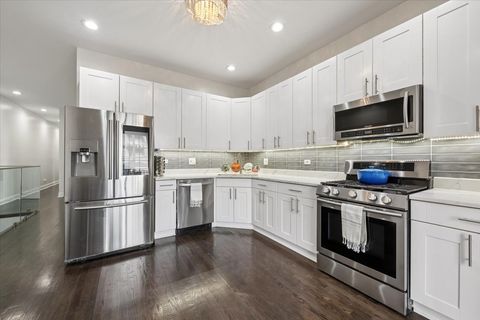 Tiny photo for 2212 W MONROE Street #1W, Chicago, IL 60612 (MLS # 12604716)
