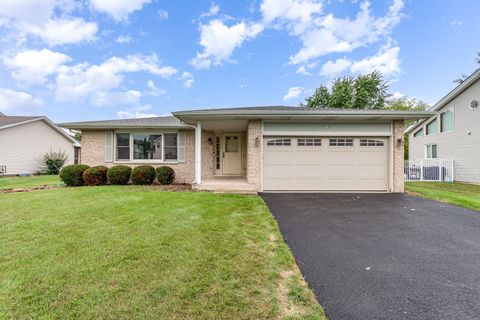 Photo of 265 Hickory Oaks Drive, Bolingbrook, IL 60490 (MLS # 12455213)