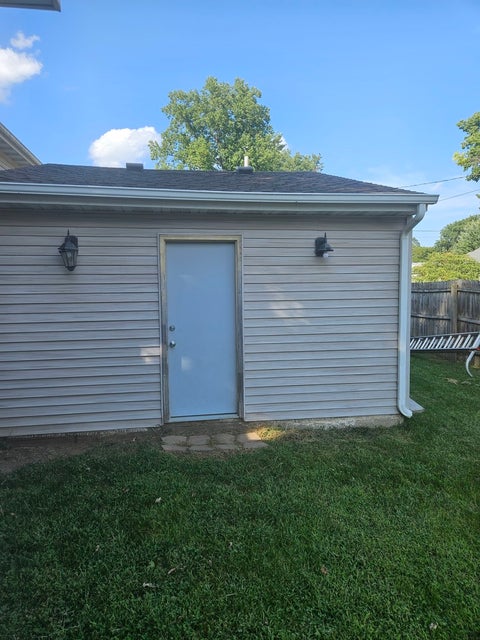 Tiny photo for 801 Avenue A Avenue, Rock Falls, IL 61071 (MLS # 12752073)
