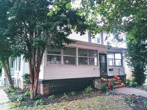 108 N Wesley Avenue Mount Morris IL 61054