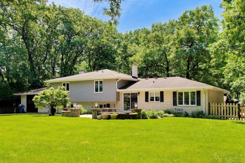 Tiny photo for 16w250 93rd Place, Burr Ridge, IL 60527 (MLS # 12701837)