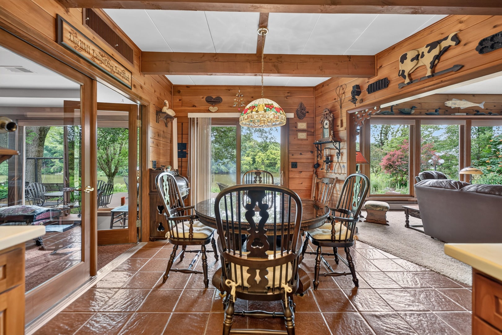 511 N Woodland Drive