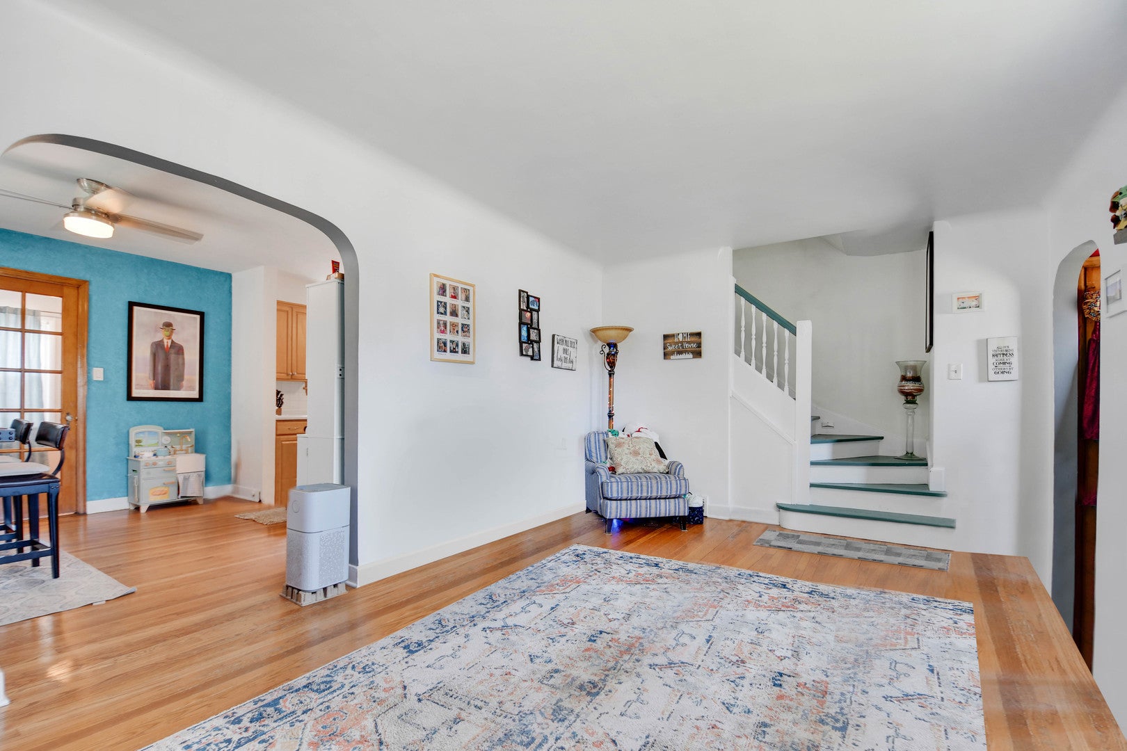 3833 Oak Park Avenue