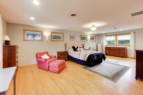 Tiny photo for 1914 N Burke Drive, Arlington Heights, IL 60004 (MLS # 12757498)