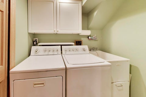 Tiny photo for 1914 N Burke Drive, Arlington Heights, IL 60004 (MLS # 12757498)