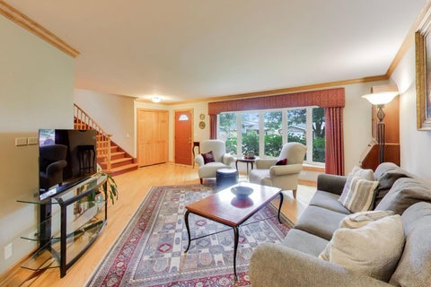Tiny photo for 1914 N Burke Drive, Arlington Heights, IL 60004 (MLS # 12757498)