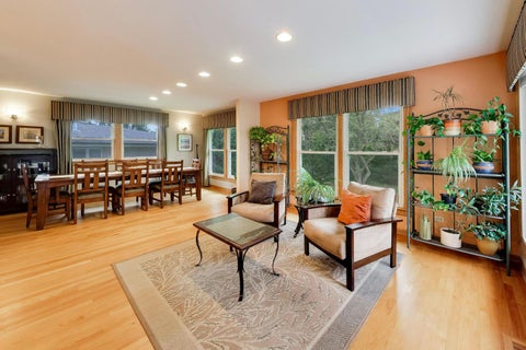 Tiny photo for 1914 N Burke Drive, Arlington Heights, IL 60004 (MLS # 12757498)