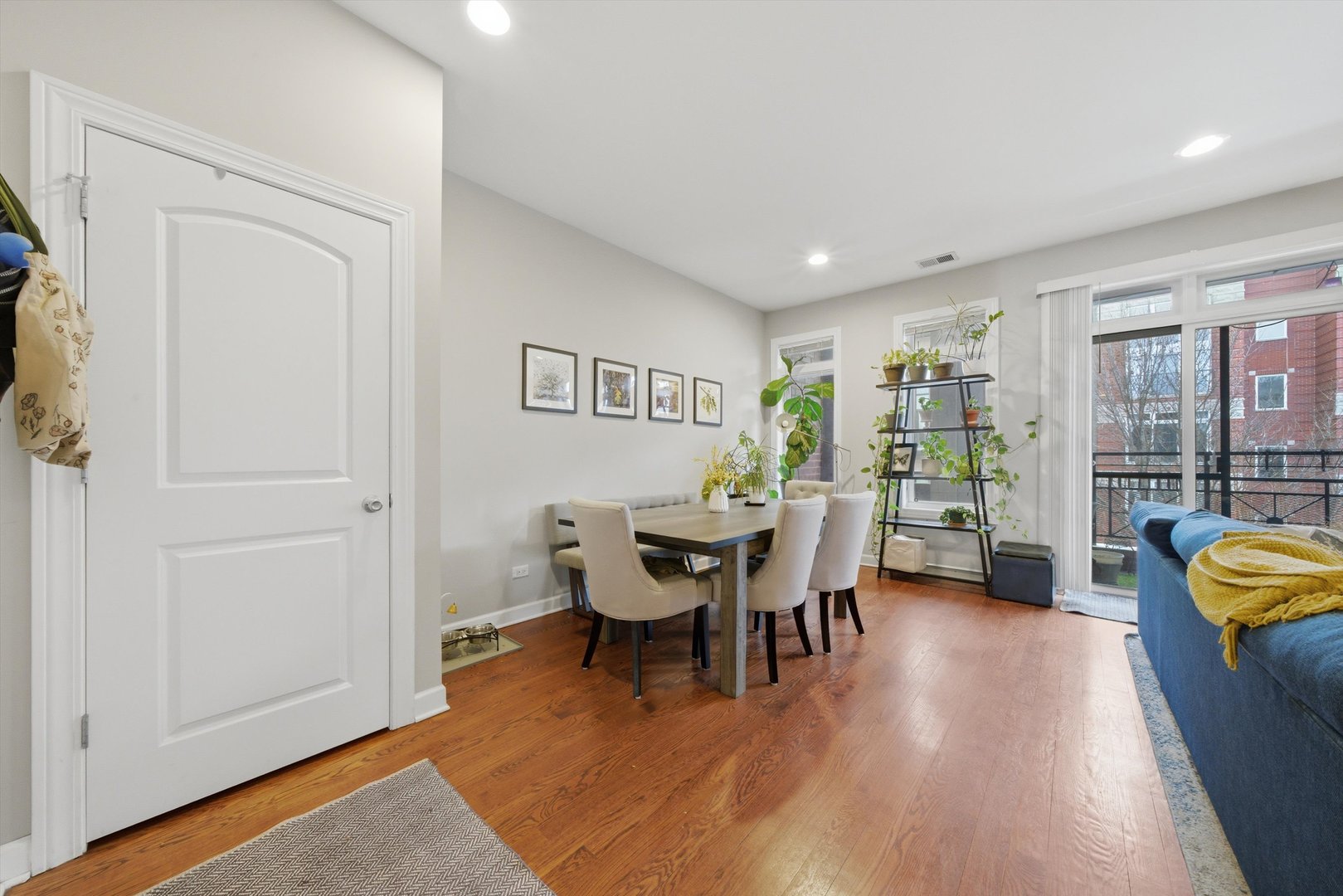 2114 W Rice Street 3