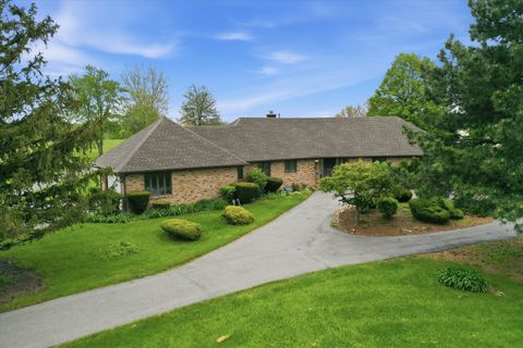 Photo of 1026 S Schoolhouse Road, New Lenox, IL 60451 (MLS # 12613107)