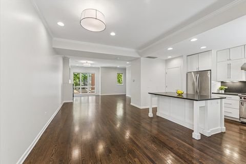 Tiny photo for 2225 W Madison Street #7, Chicago, IL 60612 (MLS # 12506490)