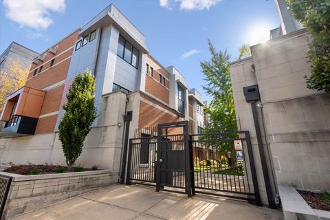 Tiny photo for 2225 W Madison Street #7, Chicago, IL 60612 (MLS # 12506490)