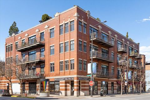 800 W Cornelia Avenue 407 Chicago IL 60657