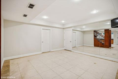 Tiny photo for 3832 W Chase Avenue, Lincolnwood, IL 60712 (MLS # 12667530)