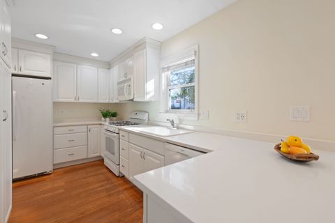 Tiny photo for 5333 Fairview Avenue, Downers Grove, IL 60515 (MLS # 12525614)