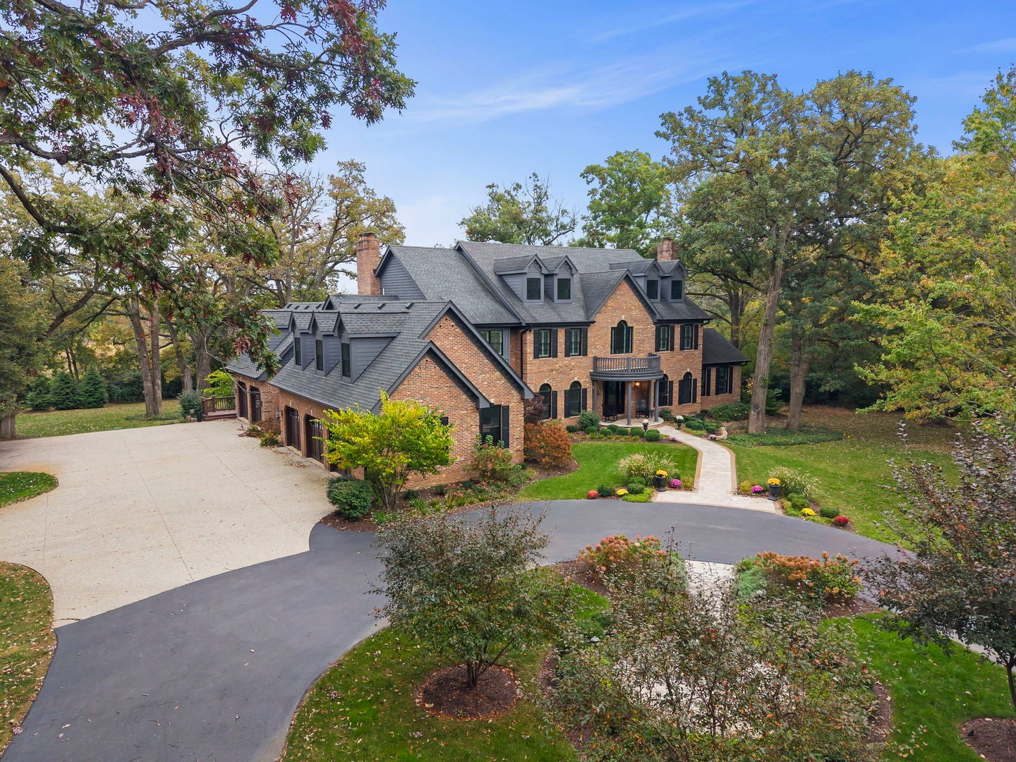 3N063 Campton Wood Drive