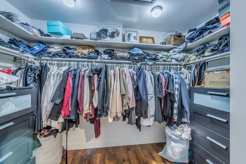 Tiny photo for 1428 N Bridgeport Drive, Mount Prospect, IL 60056 (MLS # 12476499)