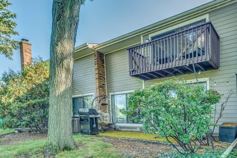 Tiny photo for 1428 N Bridgeport Drive, Mount Prospect, IL 60056 (MLS # 12476499)