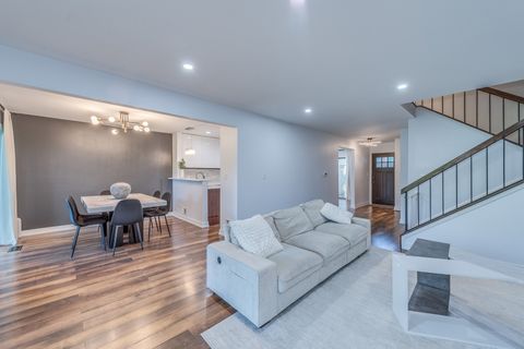 Tiny photo for 1428 N Bridgeport Drive, Mount Prospect, IL 60056 (MLS # 12476499)