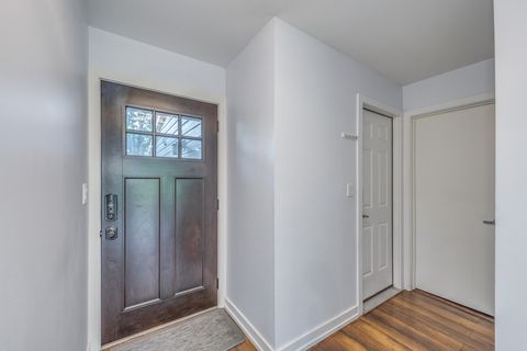 Tiny photo for 1428 N Bridgeport Drive, Mount Prospect, IL 60056 (MLS # 12476499)