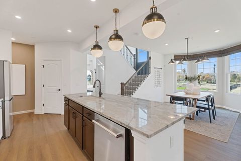 Tiny photo for 1035 Quarry Court #9, Carol Stream, IL 60188 (MLS # 12531421)