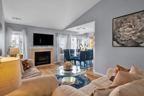 Tiny photo for 1903 Quaker Hollow Lane, Streamwood, IL 60107 (MLS # 12596525)
