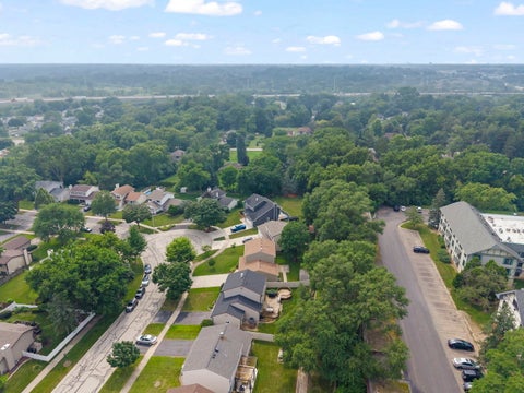 Tiny photo for 882 Aspen Drive, Lombard, IL 60148 (MLS # 12711138)